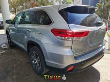 Toyota Highlander 2019 impecable en Huixquilucan