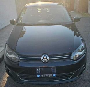 Volkswagen Vento 1.6 Highline At