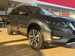 Nissan X-Trail 2.5 Exclusive 2 Row Cvt