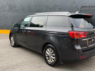 Kia Sedona 2020 3.3 V6 Lx Tela 8 Pasajeros At