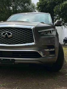 Infiniti QX80