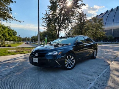 Toyota Camry 2.5 Xle L4 Navi At
