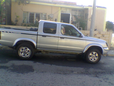 NISSAN FRONTIER 2000 6 CLINDROS