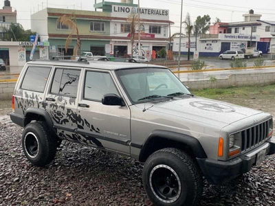 Jeep Cherokee Cherokee Sport 4x2 At