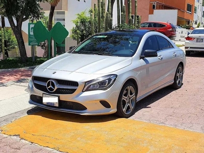 Mercedes-Benz Clase CLA 1.6 200 Cgi Sport At