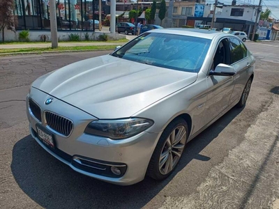 BMW Serie 5 2.0 528ia Luxury Line At