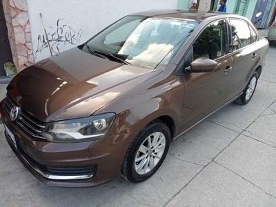 Volkswagen Vento 1.6 Confortline Mt