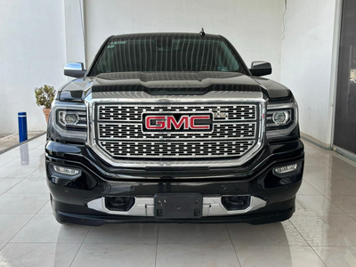 GMC Sierra 6.2 Denali Crew Cab Piel 4x4 At