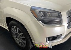 Pongo a la venta cuanto antes posible un GMC Acadia en excelente condicción