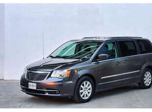 Chrysler Town & Country3.6 Touring Piel At