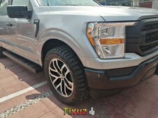 Auto Ford F150 2021 de único dueño en buen estado