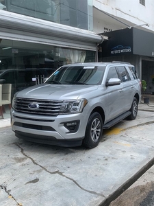 Ford Expedition XLT 2018