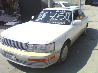 lexus 1990 750 dlls 4 puertas