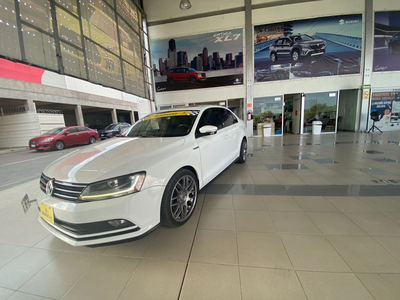 Volkswagen Jetta 2.5 Sportline Mt