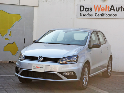 Volkswagen Polo 1.6 L4 Tiptronic At