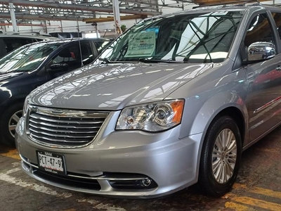 Chrysler Town Country