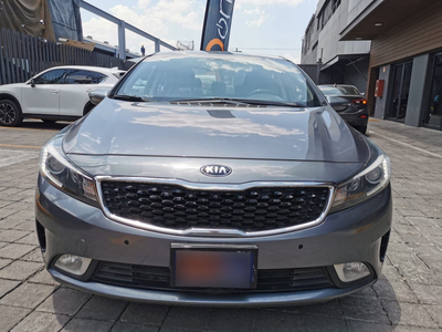 Kia Forte 2.0 EX 4 p At