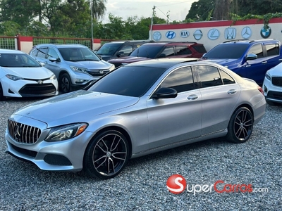 Mercedes-Benz Clase C 300 2015