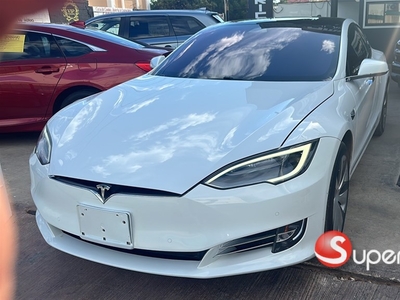 Tesla Model S 2021