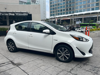 Toyota Prius C