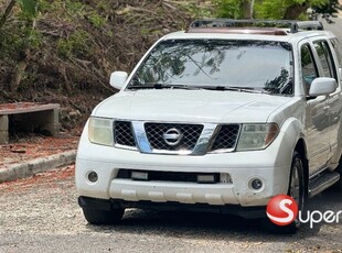 Nissan Pathfinder SE 2006