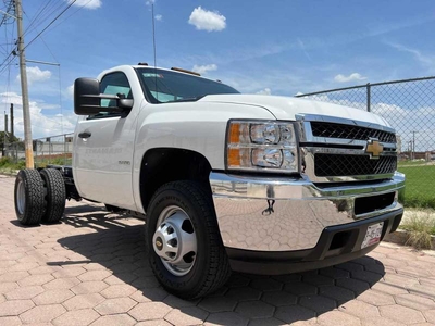 Chevrolet Silverado 6.0 3500 Chasis Cabina Wt Mt