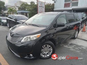 Toyota Sienna Limited 2012