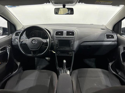 Volkswagen Vento 1.6 Comfortline Plus STD