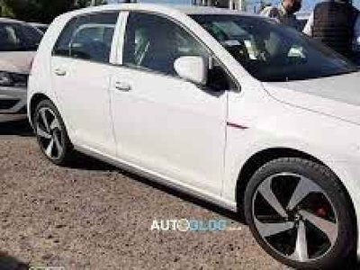 Volkswagen Golf 2015 4 cil manual americano