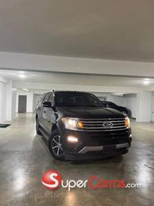 Ford Expedition XLT 2018