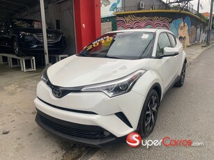 Toyota C-HR XLE 2018