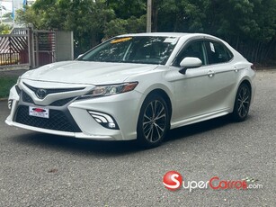 Toyota Camry SE 2019