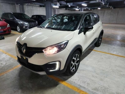 Renault Captur 2.0 Iconic At
