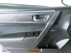 Auto Toyota Corolla 2016 de único dueño en buen estado