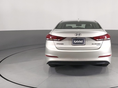 Hyundai Elantra 2.0 LIMITED TECH NAVI AT Sedan 2017