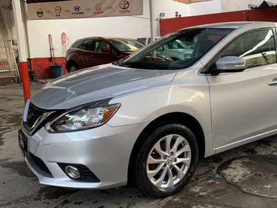 Nissan Sentra 1.8 Advance Cvt