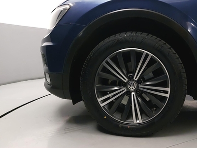 Volkswagen Tiguan 1.4 COMFORTLINE PIEL DCT Suv 2019
