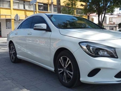 Mercedes-benz C200 Cla200