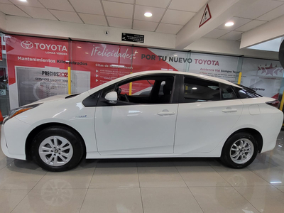 Toyota Prius 1.8 Base Cvt