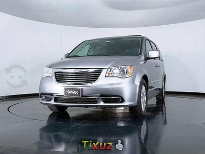 143192 Chrysler Town Country 2016 Con Garantía