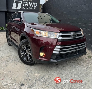 Toyota Highlander LE 2018