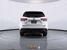 Venta de Toyota Highlander 2016 usado Automatic a un precio de 482999 en Juárez