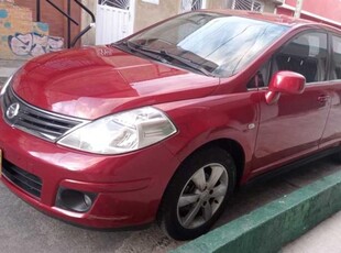 Nissan Tiida 1.8 Premium 5 p