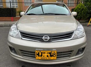 Nissan Tiida 1.8 Premium