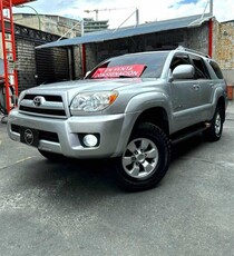 Toyota 4runner Limited 4x4 Automático