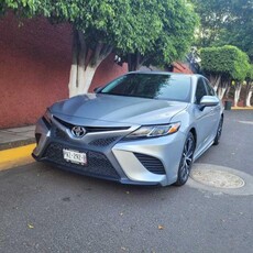 Toyota Camry 2.5 Se At