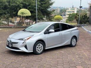 Toyota Prius 1.8 Premium Cvt