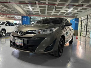 Toyota Yaris E