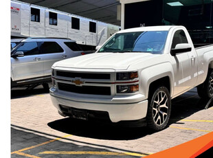 CHEVROLET SILVERADO 15002P CAB REGULAR V6/4.3 MAN A/A