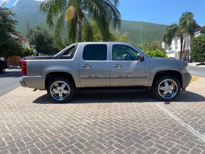 Chevrolet Avalanche 5.3 Lt A 320 Hp 4x2 Mt